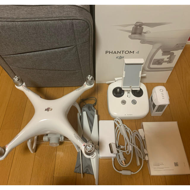 デジタル一眼DJI Phantom4 値下げ中