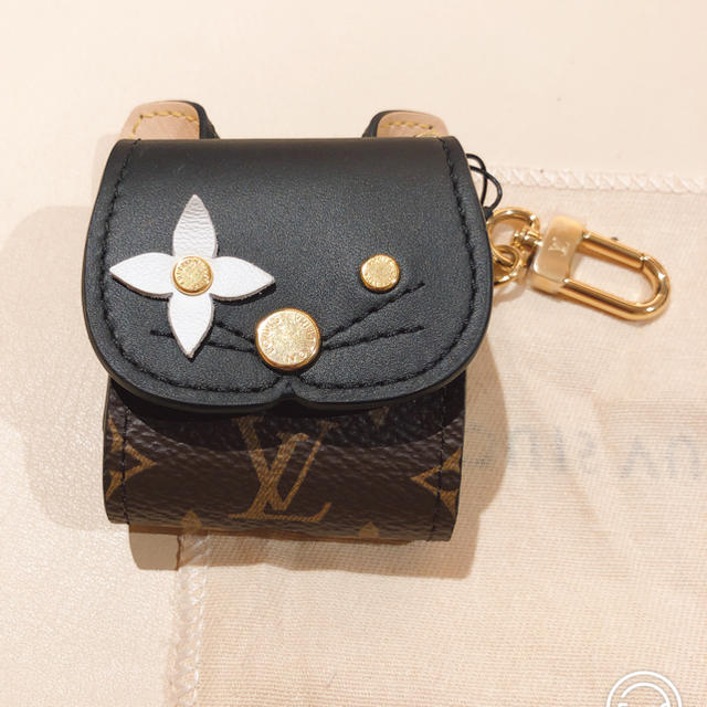 LOUIS VUITTON - 48時間限定値下げ ルイヴィトン エテュイ・イヤホン AirPodsケース 猫の通販 by hime's