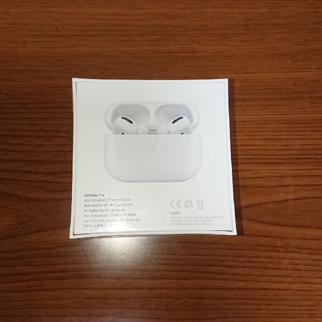 AirPods pro エアーポッズプロ Apple ワイヤレスイヤホン 新品 2