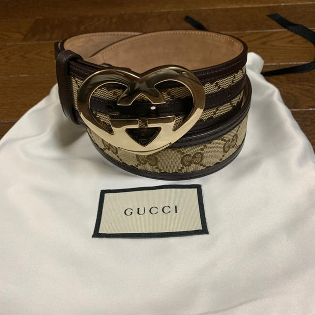 Gucci(グッチ)のGUCCI グッチ インターロッキングハートシェイプ ベルト メンズのファッション小物(ベルト)の商品写真