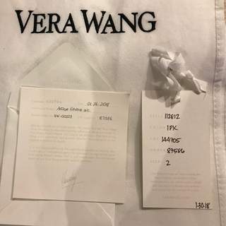 Vera Wang ヴェラウォン ヘイリー US2 ウェディングドレス