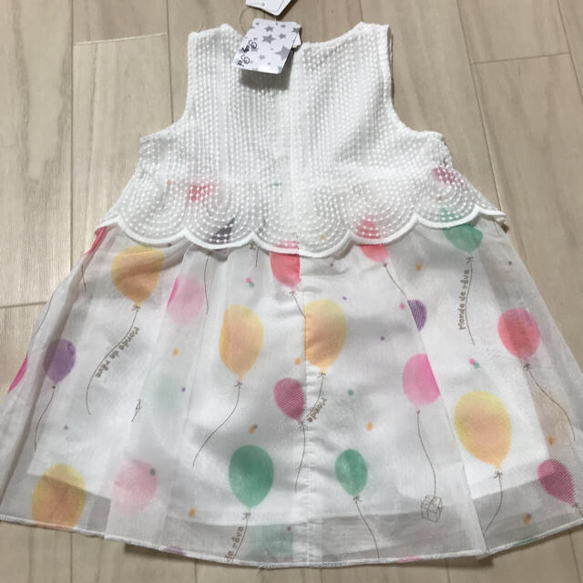 ココナッツ様専用　フリル 風船柄　結婚式　七五三 キッズ/ベビー/マタニティのキッズ服女の子用(90cm~)(ワンピース)の商品写真