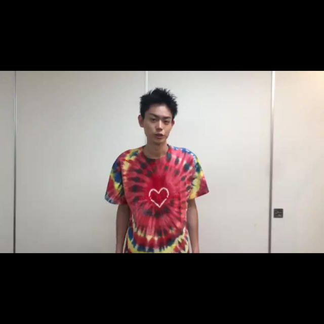 UNUSED(アンユーズド)の菅田将暉着用 LOVE ボクハタノシイ　タイダイTシャツ メンズのトップス(Tシャツ/カットソー(半袖/袖なし))の商品写真