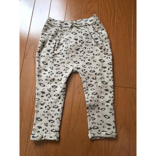 ZARA KIDS(ザラキッズ)のzarababy 98 レオパード柄ニットパンツ キッズ/ベビー/マタニティのキッズ服女の子用(90cm~)(パンツ/スパッツ)の商品写真