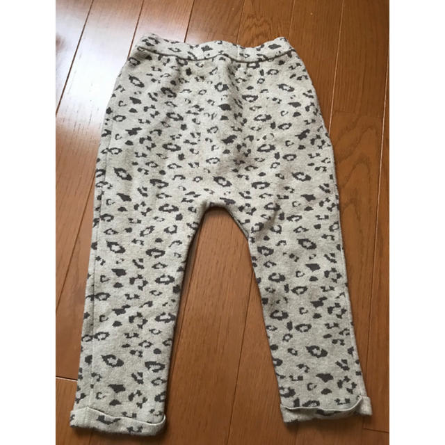 ZARA KIDS(ザラキッズ)のzarababy 98 レオパード柄ニットパンツ キッズ/ベビー/マタニティのキッズ服女の子用(90cm~)(パンツ/スパッツ)の商品写真