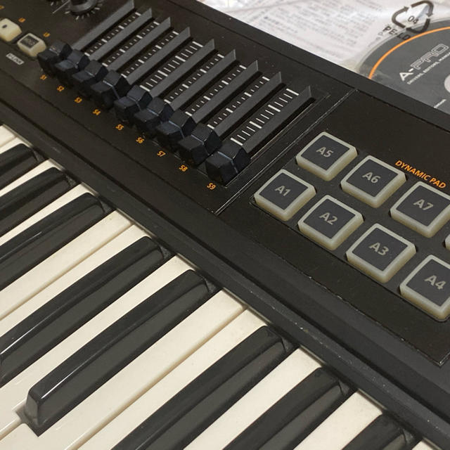 Roland(ローランド)のアノマリーさま専用　Roland A-800PRO 61鍵 楽器のDTM/DAW(MIDIコントローラー)の商品写真