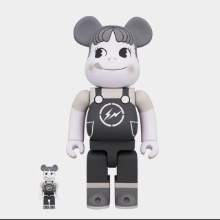 フジヤ(不二家)のMilky The Conveni Peko Bearbrick(アニメ/ゲーム)