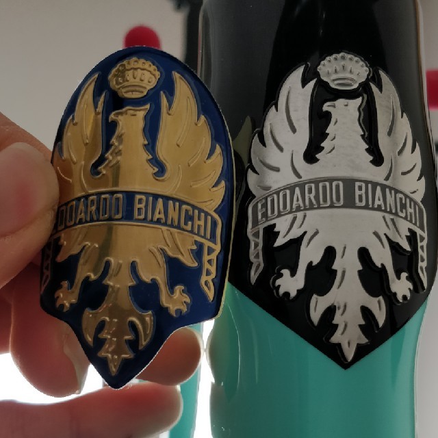 Bianchi - Bianchi ビアンキ ヘッドバッチ エンブレム 激レアの通販 by ta2me1's shop｜ビアンキならラクマ