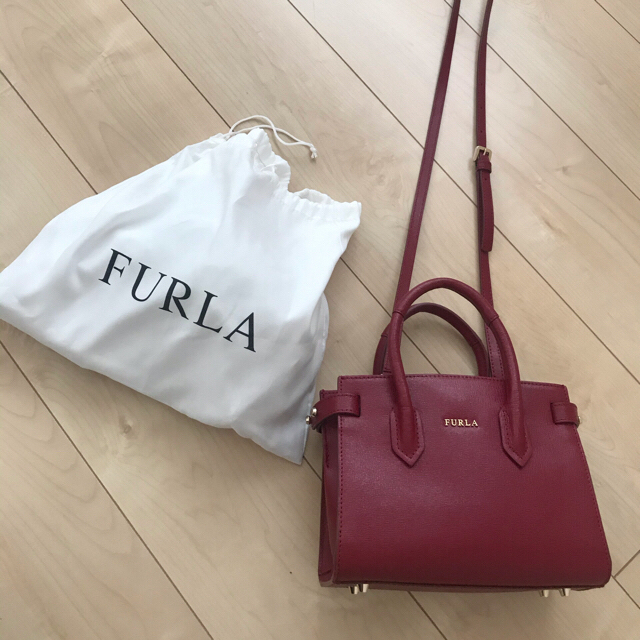 FURLA フルラ ショルダーバック PIN ピン 赤　チェリーレッド バッグ