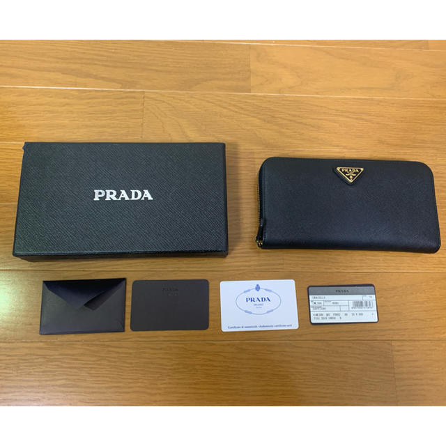 PRADA(プラダ)のブリストール様専用【PRADA】ラウンドファスナー長財布 レディースのファッション小物(財布)の商品写真