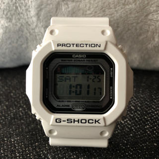 ジーショック(G-SHOCK)のG-SHOCK G-LIDE 白　腕時計(腕時計(デジタル))