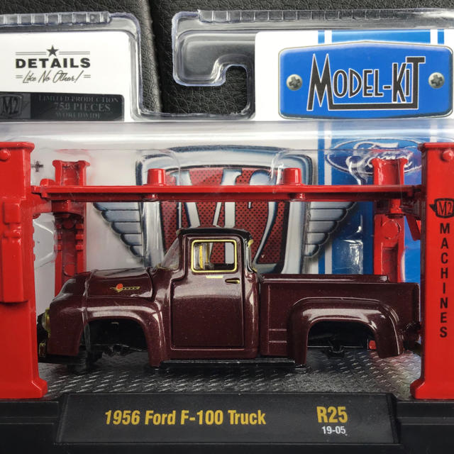 M2 1/64 チェース F-100 フォード トラック リフト モデルキット