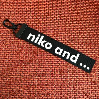 niko and... - ニコアンド キーホルダー チャームの通販 by ひまゎり's
