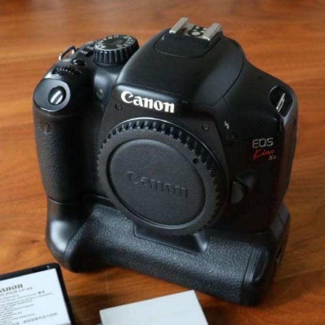 Canon EOS Kiss X4 最新標準＆望遠レンズ セット 一眼レフ 1