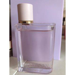 バーバリー(BURBERRY)のBurberry ハーオードパルファム❤︎50ml(香水(女性用))