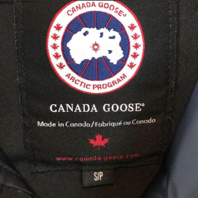 CANADA GOOSE(カナダグース)のCANADA GOOSE カナダグース ラッセルパーカー メンズのジャケット/アウター(ダウンジャケット)の商品写真