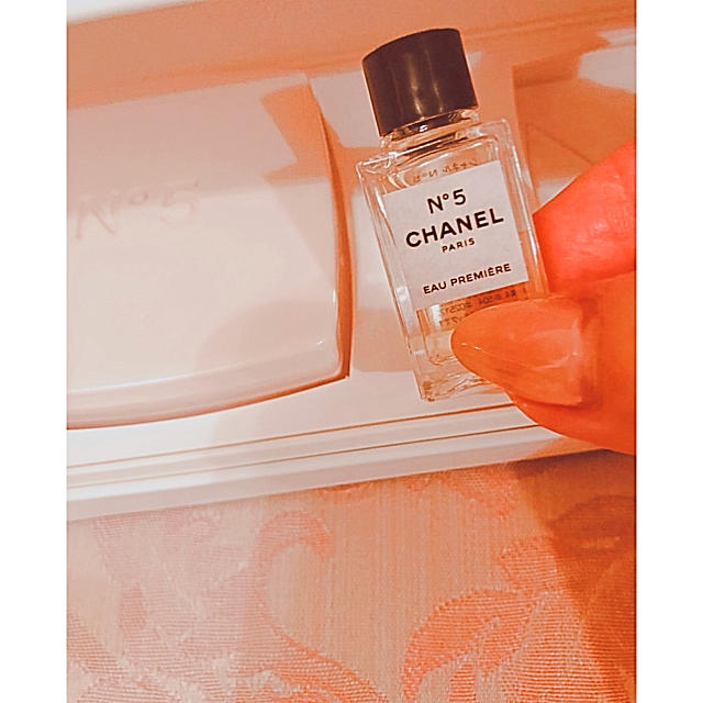 CHANEL(シャネル)の💖新品✨シャネルNo5 サヴォン ギフトセット(サヴァン1個なし) コスメ/美容のボディケア(ボディソープ/石鹸)の商品写真