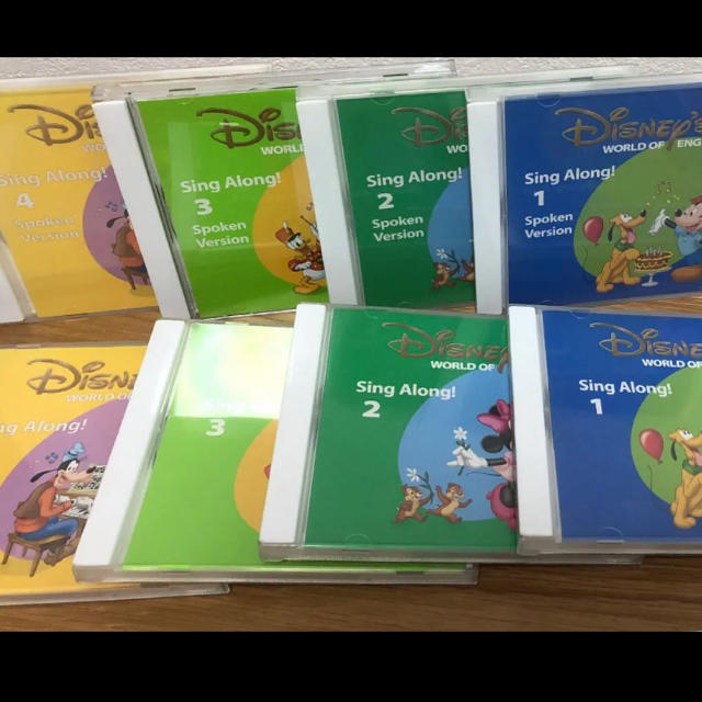 Disney(ディズニー)のDWE シングアロング　DVD+CD  新子役 キッズ/ベビー/マタニティのおもちゃ(知育玩具)の商品写真