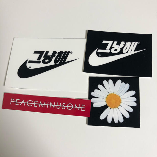 PEACEMINUSONE(ピースマイナスワン)のジヨン　シール ハンドメイドのハンドメイド その他(その他)の商品写真