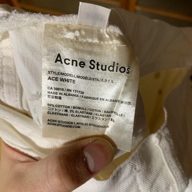 ACNE(アクネ)のAcne Studios ホワイトデニム Ace White 29インチ メンズのパンツ(デニム/ジーンズ)の商品写真