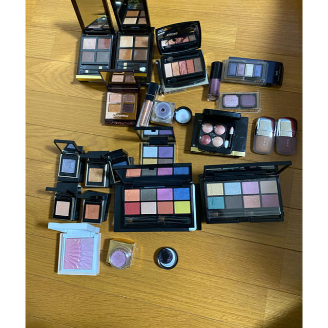 CHANEL(シャネル)のSUQQU、シャネル、RMK、ゲラン、トムフォード、ランコム 、ルナソル、クレド コスメ/美容のベースメイク/化粧品(アイシャドウ)の商品写真