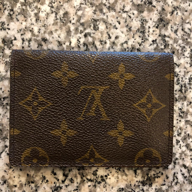 LOUIS VUITTON(ルイヴィトン)のルイヴィトン　定期入れ レディースのファッション小物(名刺入れ/定期入れ)の商品写真