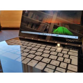 レノボ(Lenovo)の大幅値下！Yoga Book C930 ZA3T0005JP LTEモデル超美品(ノートPC)