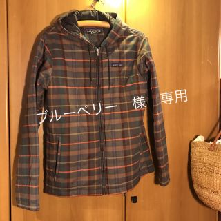 パタゴニア(patagonia)のパタゴニア  Patagonia キルティング ジャケット フーデットコート S(マウンテンパーカー)