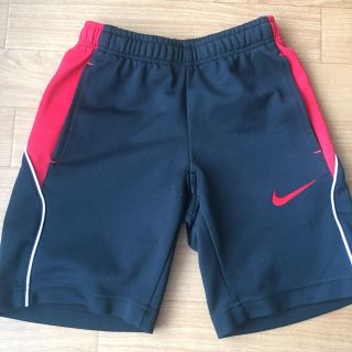 ナイキ(NIKE)のRURIさん即決)NIKE ジャージ　ハーフパンツ110〜120cm(パンツ/スパッツ)