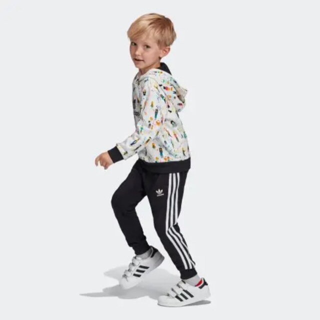 adidas(アディダス)のアディダス上下セット100 キッズ/ベビー/マタニティのキッズ服女の子用(90cm~)(ジャケット/上着)の商品写真