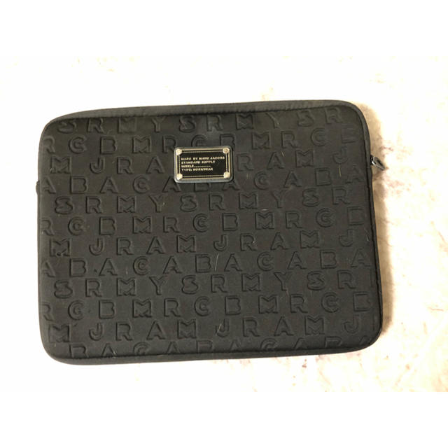 MARC BY MARC JACOBS(マークバイマークジェイコブス)の【値下げ】MARC  BY MARC JACOBS PCケース　13インチ スマホ/家電/カメラのPC/タブレット(その他)の商品写真