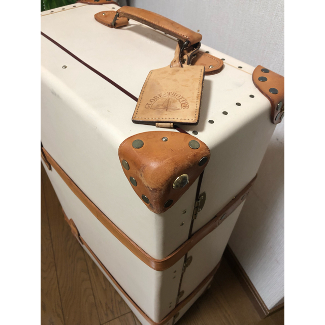 グローブトロッター スーツケース 正規品 28インチ 入荷中