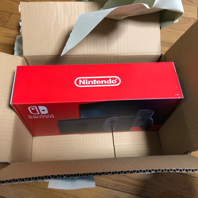 新品　未開封　Nintendo Switch グレー　本体　新型 1