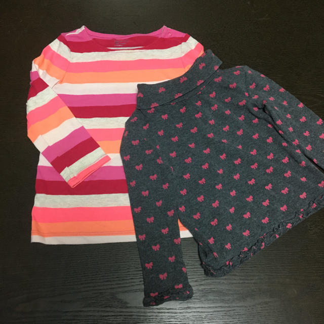 babyGAP(ベビーギャップ)の美品☆ baby GAP  長袖チュニック&ニット2枚セット！90センチ キッズ/ベビー/マタニティのキッズ服女の子用(90cm~)(Tシャツ/カットソー)の商品写真