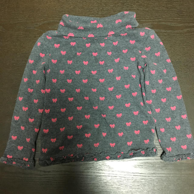 babyGAP(ベビーギャップ)の美品☆ baby GAP  長袖チュニック&ニット2枚セット！90センチ キッズ/ベビー/マタニティのキッズ服女の子用(90cm~)(Tシャツ/カットソー)の商品写真