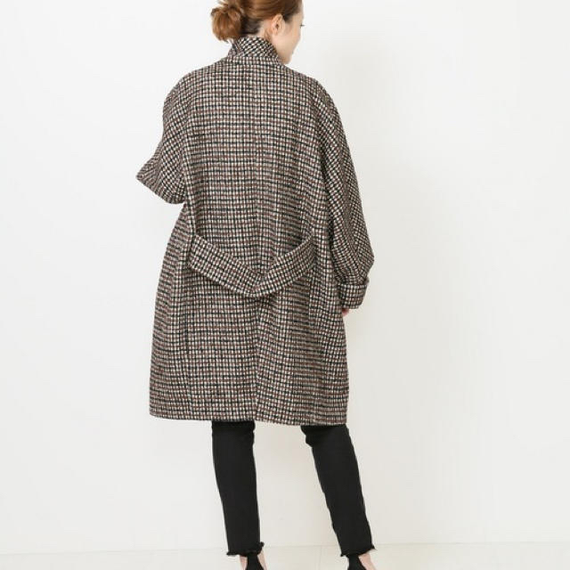 DEUXIEME CLASSE(ドゥーズィエムクラス)の COUTURE DADAM COCOON CHESTERFIELD COAT レディースのジャケット/アウター(チェスターコート)の商品写真