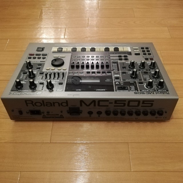 Roland(ローランド)のRoland groovebox MC505 楽器のDJ機器(その他)の商品写真