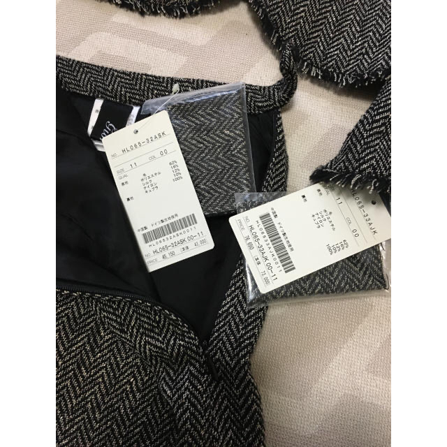 FOXEY(フォクシー)の⭐︎新品タグ付き⭐︎ ジョルネア　スーツ レディースのフォーマル/ドレス(スーツ)の商品写真