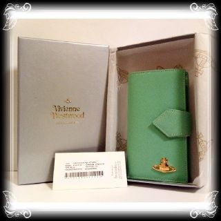 セール！【訳あり・新品】Vivienne Westwood 手帳型財布 本物