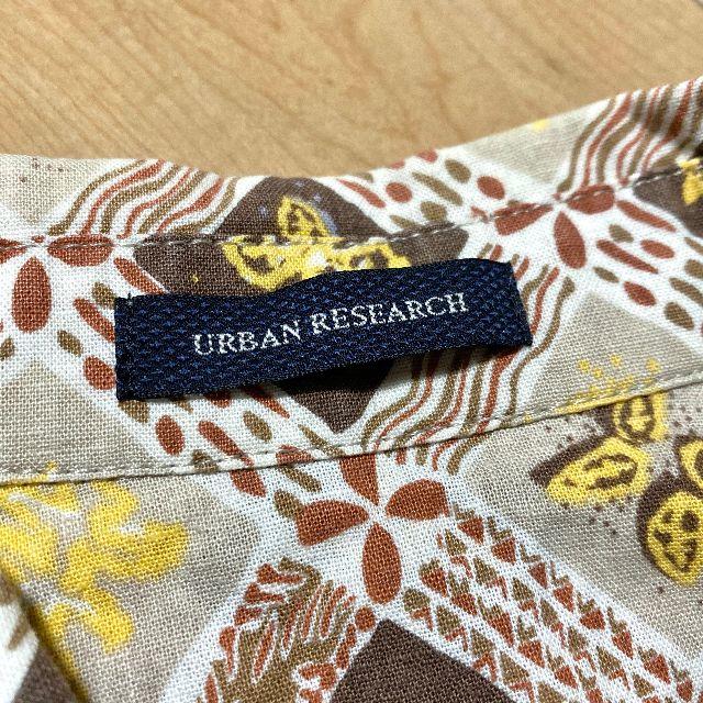 URBAN RESEARCH(アーバンリサーチ)のURBAN RESEARCH 半袖柄シャツ　ボタニカル　アロハシャツ メンズのトップス(シャツ)の商品写真