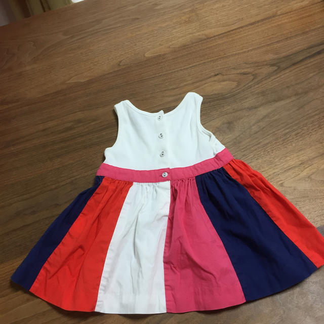 TOMMY HILFIGER(トミーヒルフィガー)のTOMMY HILFIGER kids ワンピース キッズ 服 キッズ/ベビー/マタニティのベビー服(~85cm)(ワンピース)の商品写真