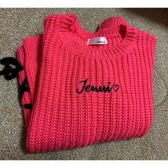 JENNI(ジェニィ)のjenniloveニット キッズ/ベビー/マタニティのキッズ服女の子用(90cm~)(ニット)の商品写真