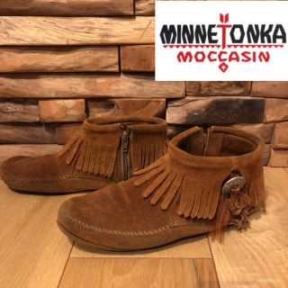 ミネトンカ(Minnetonka)のミネトンカ MINNETONKA ショートブーツ フリンジブーツ 24cm(ブーツ)