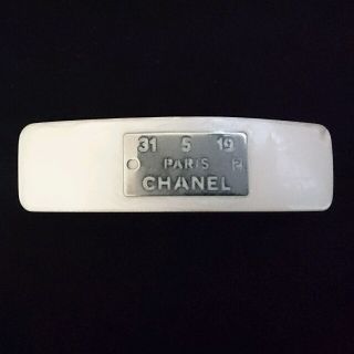 シャネル(CHANEL)の☆CHANELバレッタ正規品訳あり☆(バレッタ/ヘアクリップ)