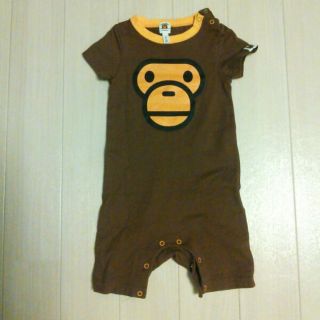 アベイシングエイプ(A BATHING APE)のA BATING APE"ฅ･ิω･ิ(ロンパース)