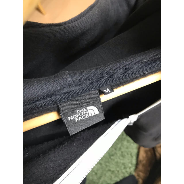 THE NORTH FACE(ザノースフェイス)のノースフェイス　パーカー　M メンズのトップス(パーカー)の商品写真