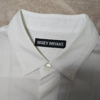 ISSEY MIYAKE - 【ISSEY MIYAKE】プリーツシャツの通販 by STU358's 