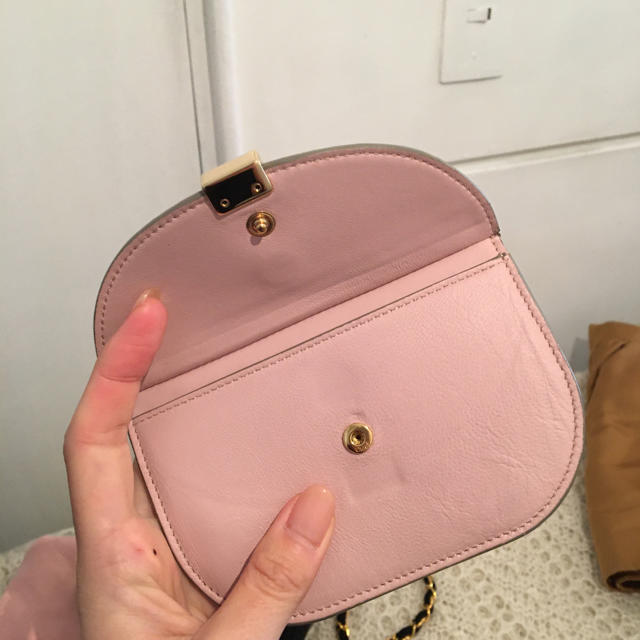 Chloé georgia coin case.