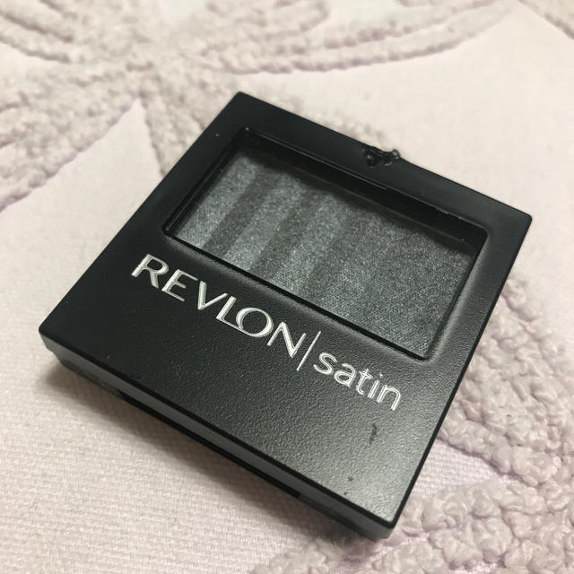 REVLON(レブロン)のレブロン　ラグジュリアス　カラー　サテン　アイシャドウ コスメ/美容のベースメイク/化粧品(アイシャドウ)の商品写真