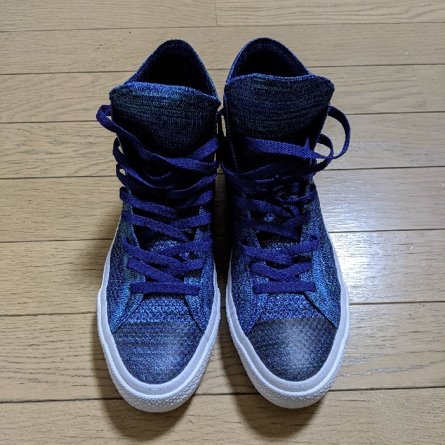 CHUCK TAYLOR ALL STAR x NIKE FLYKNIT HI